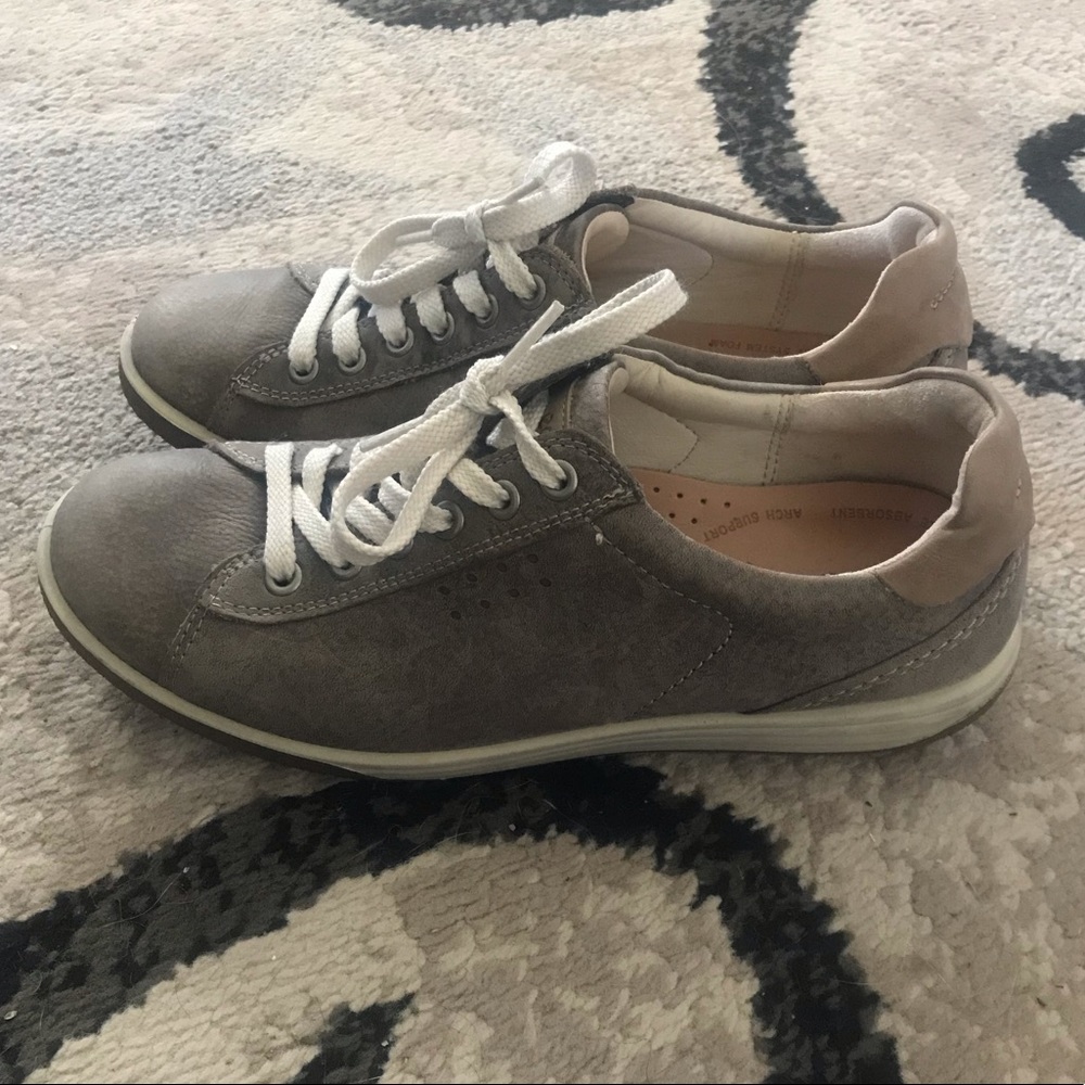 Ecco arch support, comfort sneakers size 8